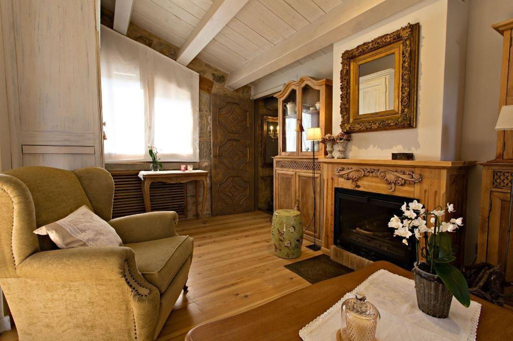 La Vella Farga Hotel Lladurs Экстерьер фото