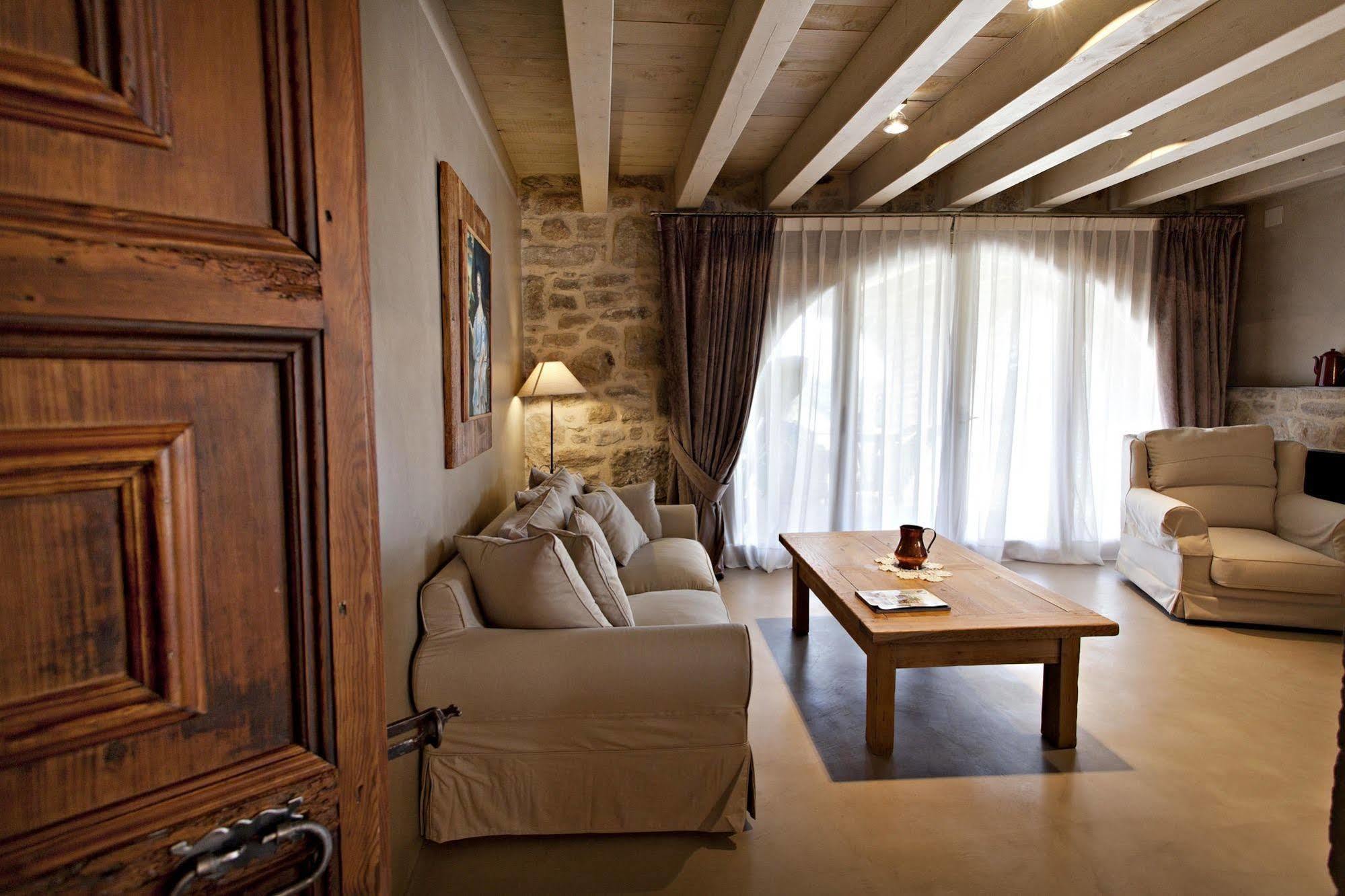 La Vella Farga Hotel Lladurs Экстерьер фото